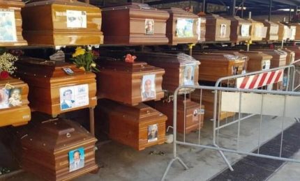 Il dramma del cimitero dei Rotoli di Palermo: Faraone vuole l'esercito, mentre l'assessore Sala vola sui sassi...