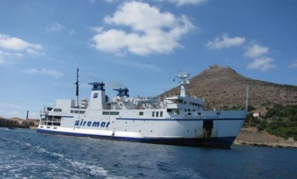 Trasporti marittimi in Sicilia (o quasi): 'attumbuli&ograve;' anche la nave che collega Palermo con Ustica!