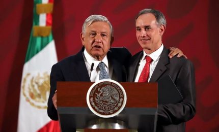 Covid/ Nel mondo ci sono politici che non vanno dietro alle multinazionali farmaceutiche