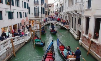 Crollo del turismo in Europa nel 2020, -52%