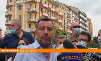 Vaccino, Salvini: "Non serve obbligo per gli insegnanti"
