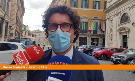 M5s, Toninelli "Conte &egrave; la persona giusta, non pu&ograve; che fare bene"