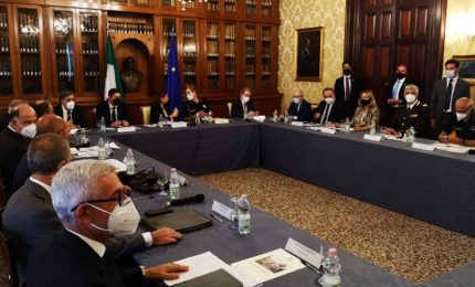 Lamorgese &ldquo;Pi&ugrave; impegno contro mafie, su migranti s&igrave; a incontro Salvini&rdquo;