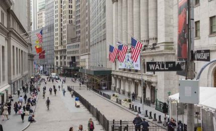 Vaccini & affari/ Crollano in Borsa Moderna e BioNTech. Persi 60 miliardi di dollari in valore combinato