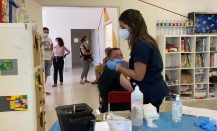 Vaccini itineranti a Palermo, tappa nel quartiere Zen