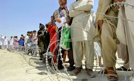 I profughi afghani? Spesso sono ex collaboratori della Cia che gli USA cercano di rifilare all'Europa o a chi capita/ SERALE