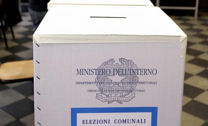 Amministrative, seggi aperti in Sicilia