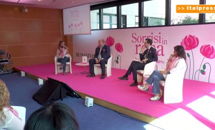 Tumore al seno, all'Humanitas torna "Sorrisi in Rosa"