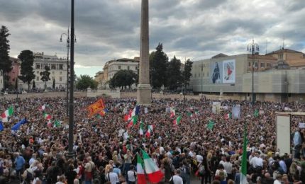 Solidariet&agrave; scontata alla Cgil, ma la sinistra che bolla come "fascisti' decine di migliaia di manifestanti &egrave; tragicomica