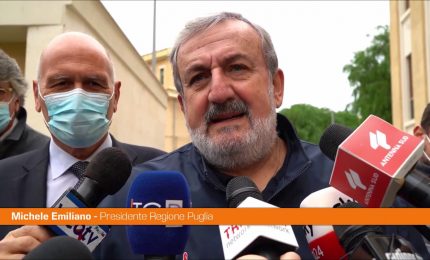 Covid, Emiliano: &ldquo;Grazie a pugliesi che si stanno vaccinando in massa"