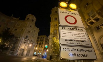 Dio perdona, la ZTL notturna di Palermo no