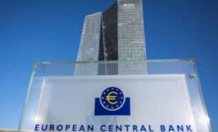 Se la Bce alzerà i tassi esploderà il default di Italia, Grecia, Spagna, Portogallo e Irlanda. Rischio euro, ma nessuno ne parla