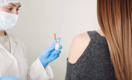 Influenza, il vaccino uno scudo per i pi&ugrave; fragili