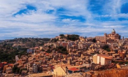 Mussolini fece un dispetto al vescovo di Piazza Armerina Mario Sturzo ed Enna divent&ograve; capoluogo di provincia