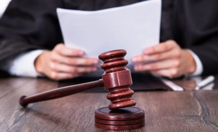 Vaccinazione obbligatoria anti-Covid: in un'ordinanza i dubbi di costituzionalit&agrave; dei giudici siciliani del CGA