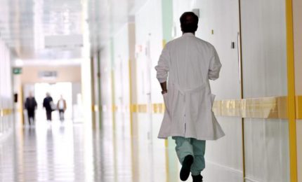 Lo straordinario aumento delle "morti improvvise" in Italia nel 2021. Che cosa le ha provocate?