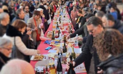 Aperitivo No Green pass alla salute del Governo Draghi e delle multinazionali farmaceutiche