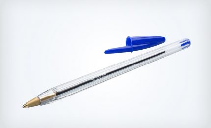 La storia d Marcel Bich, Baron Bich, l'uomo che ha lanciato nel mondo la penna a sfera. Chi non conosce la Bic Cristal?