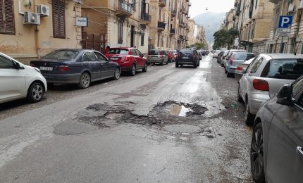 A Palermo va in scena la demagogia a due ruote del sindaco Orlando e dell'assessore Catania