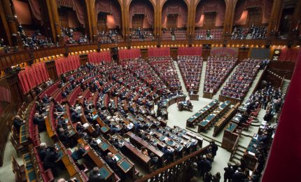 PD, Movimento 5 Stelle, Italia Viva di Renzi votano per mantenere il Green pass (con l'astensione determinante di Forza Italia)