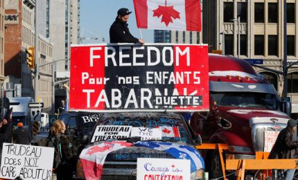 Cronaca della grande rivolta in Canada contro l'obbligo del vaccino: quello che la 'Grande informazione' non dice