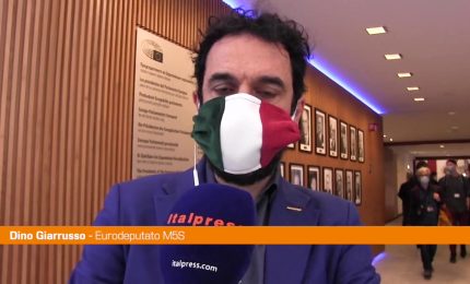 Ucraina, Giarrusso: "L'Europa non si tirer&agrave; indietro"