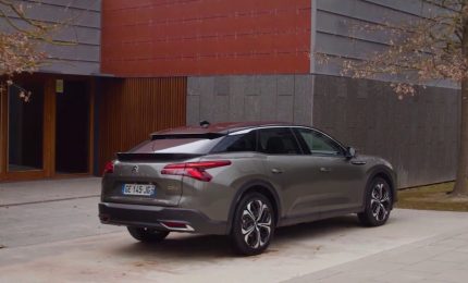 Arriva la Citro&euml;n C5 X