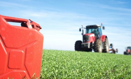 Ma l'assessore regionale Tony Scilla lo sa che il prezzo del gasolio agricolo &egrave; proibitivo e sta massacrando le aziende?