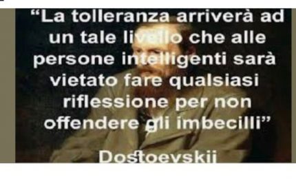 L'intolleranza al potere: dalla violenza su chi dubita dei vaccini anti-Covid al neo-maccartismo russofobo dell&rsquo;Occidente