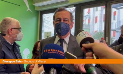 Milano, Sala: &ldquo;900mila euro per accogliere i profughi dall'Ucraina&rdquo;