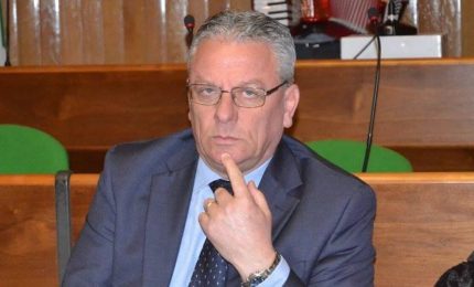 L'allarme di Amenta (Anci Sicilia): super-bollette di luce e gas e caro-carburante stanno affossando Comuni, famiglie e imprese/ SERALE