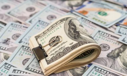 I miliardari russi? Tutti oligarchi. Mentre gli altri sono "benefattori dell'umanità"...