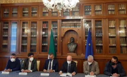 Porto Palermo, firmati 3 nuovi protocolli legalit&agrave; con la Prefettura