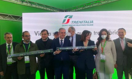 Arriva a Palermo il Blues, primo treno ibrido di Trenitalia