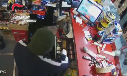 Tredici ordinanze a Gela per spaccio di droga, rapina e furto