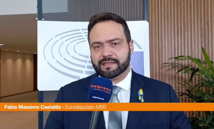 Spese militari, Castaldo "Priorit&agrave; restano famiglie e imprese"