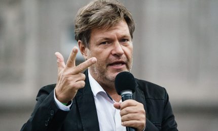 Il Ministro dell'Economia tedesco, Robert Habek, contrario all'invio di altre armi all'Ucraina
