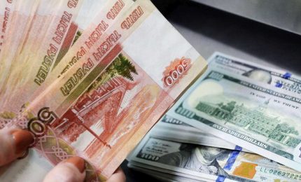 Germania in allarme: "Emergenza approvvigionamento". Paura per il pagamento in rubli di grano e fertilizzanti. Lo spettro carestie