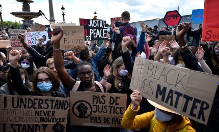 In America tramonta il wokeismo, ci si interroga sul  "gender politics" e si scopre che Joe Biden viene spesso corretto dai consulenti