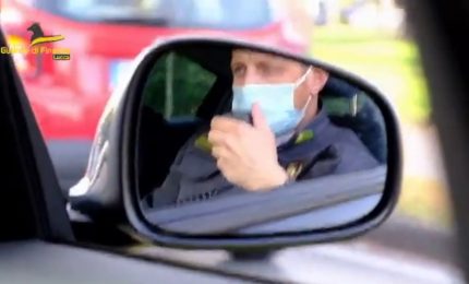 Falsi ricavi per ricevere fondi Covid, sequestro in pizzeria Viareggio