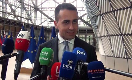Di Maio "Un solo paese blocca sanzioni, superare unanimit&agrave; in Ue"