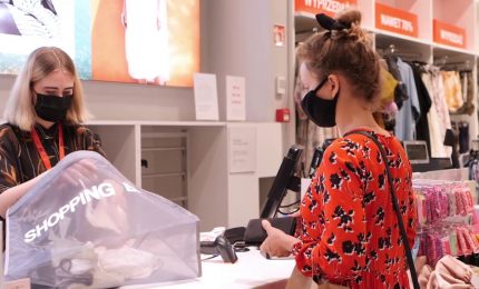 Consumi, segnali di ottimismo