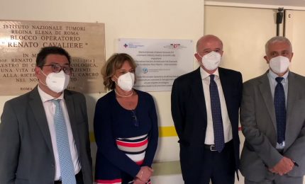 Donato un nuovo microscopio operatorio al Regina Elena di Roma