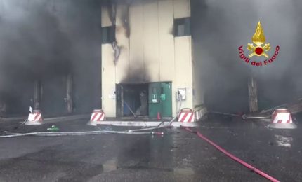 Roma, in fiamme la discarica di Malagrotta