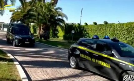 Rivenditore d'auto froda il fisco, sequestro di beni nel foggiano
