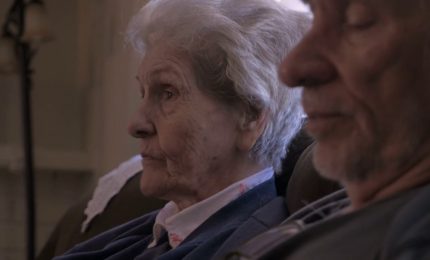 Welfare, il 60% delle famiglie preferisce assistere anziani in casa