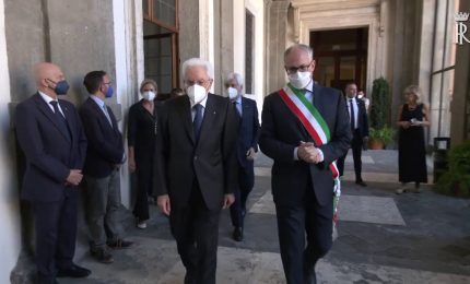Mattarella alla camera ardente di Scalfari
