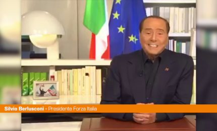 Berlusconi "Il centro gi&agrave; esiste ed &egrave; Forza Italia"
