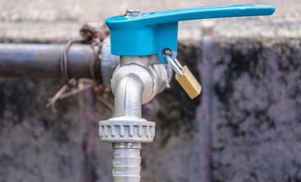 Futuro Meridiano: con l'approvazione del Ddl Concorrenza acqua ai privati, corruzione, appalti a ruota libera e speculazioni