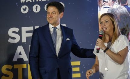 L'arciconfraternita del fango attaccando Giuseppe Conte e Giorgia Meloni gli sta tirando la volata elettorale!